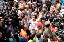Gubernur DKI Jakarta Joko Widodo (Jokowi) memulai masa kerja pertamanya